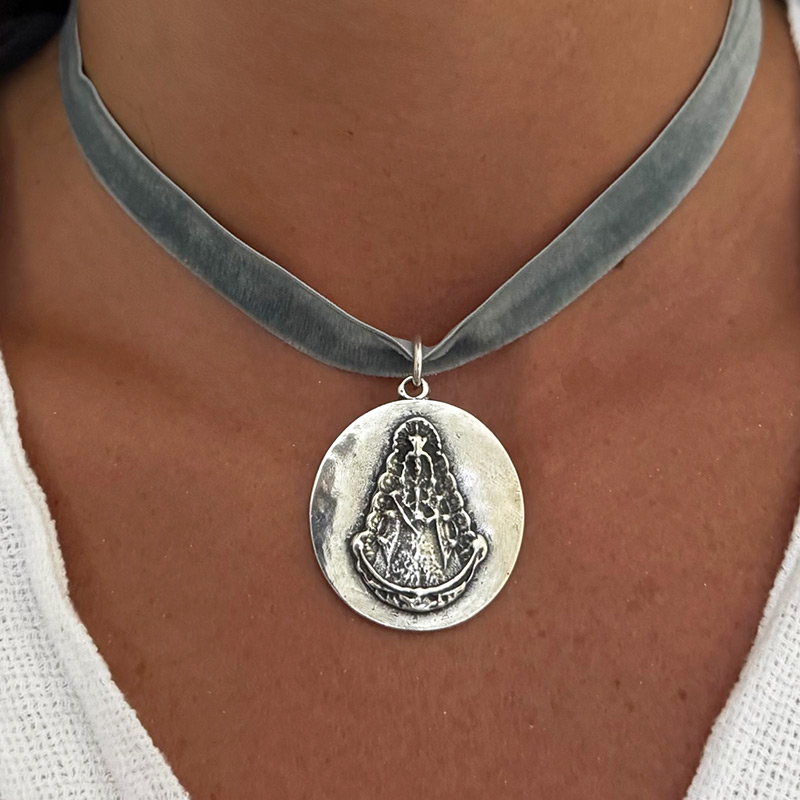 medalla virgen del rocio plata