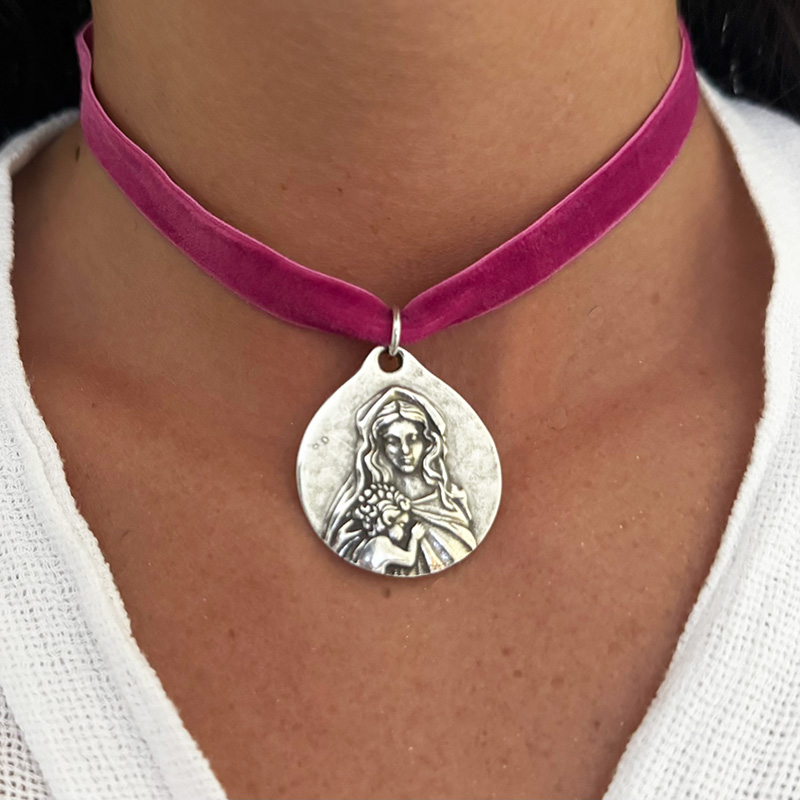 medalla virgen de la alegria grande plata