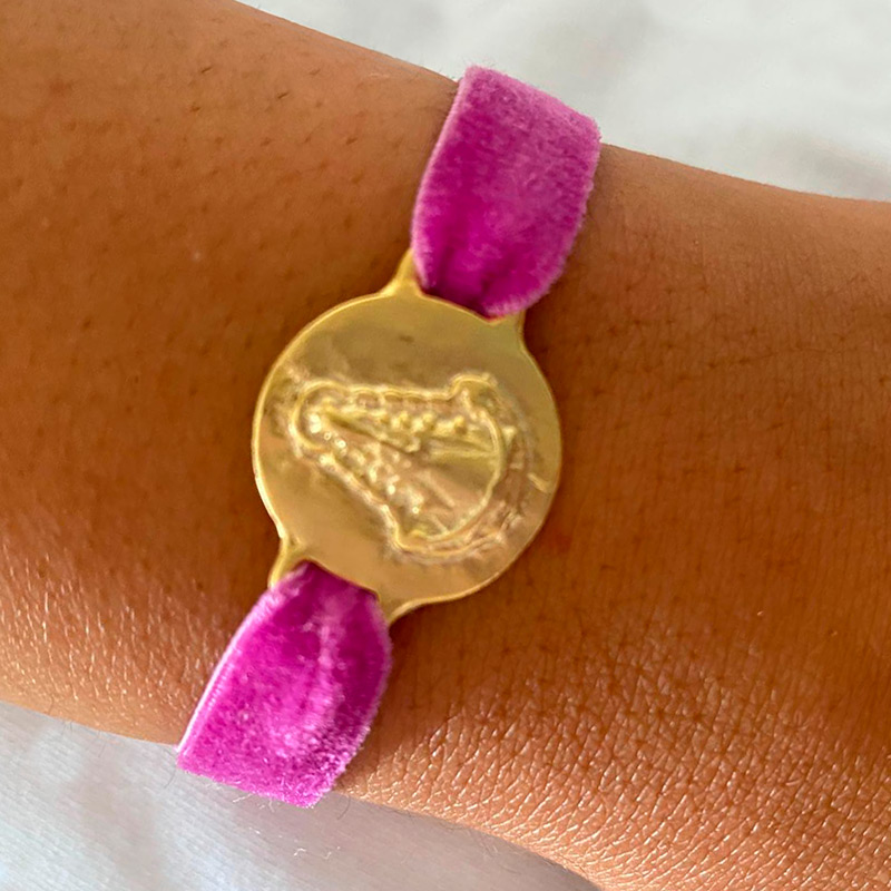 pulsera virgen del rocio dorada