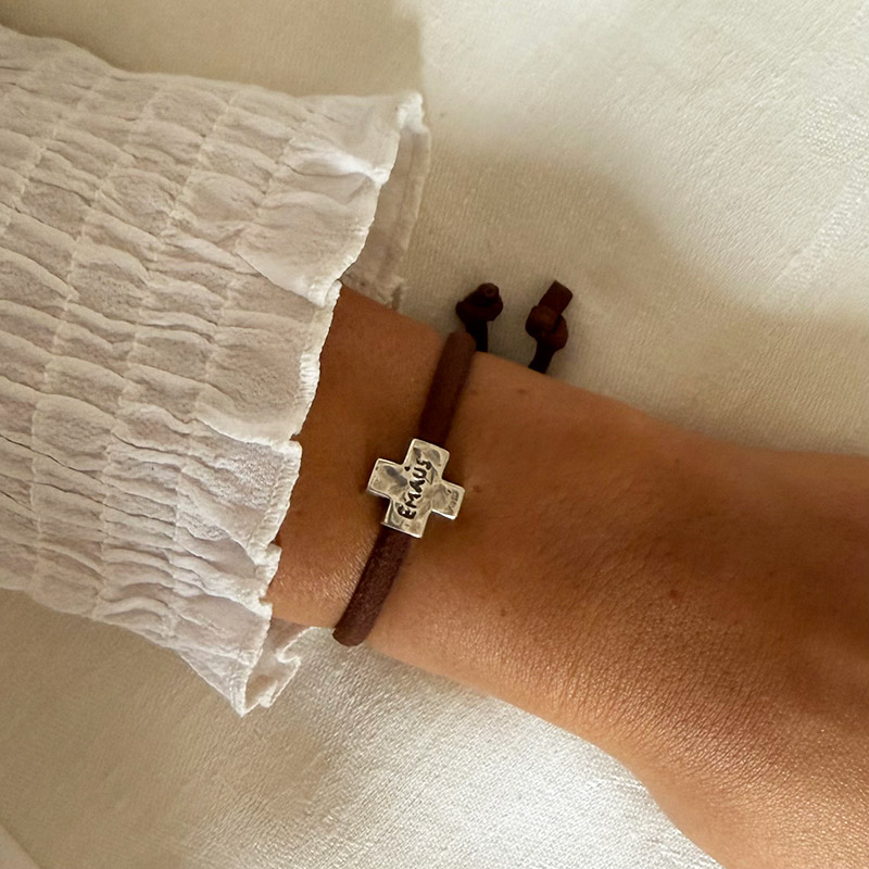 pulsera cruz pequena emaus plata