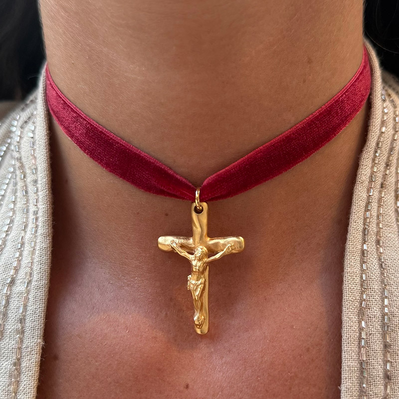 colgante cruz cristo oro