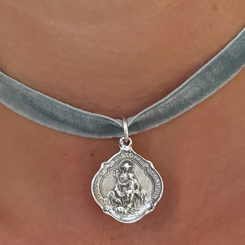 medalla divina pastora plata