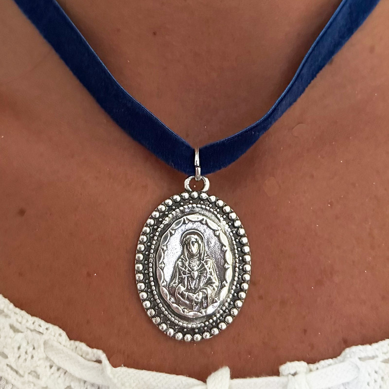 medalla virgen de la los siete dolores virgen de las lolas plata