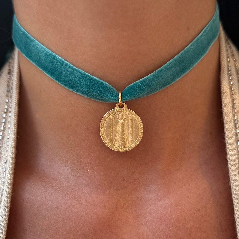 medalla virgen loreto oro